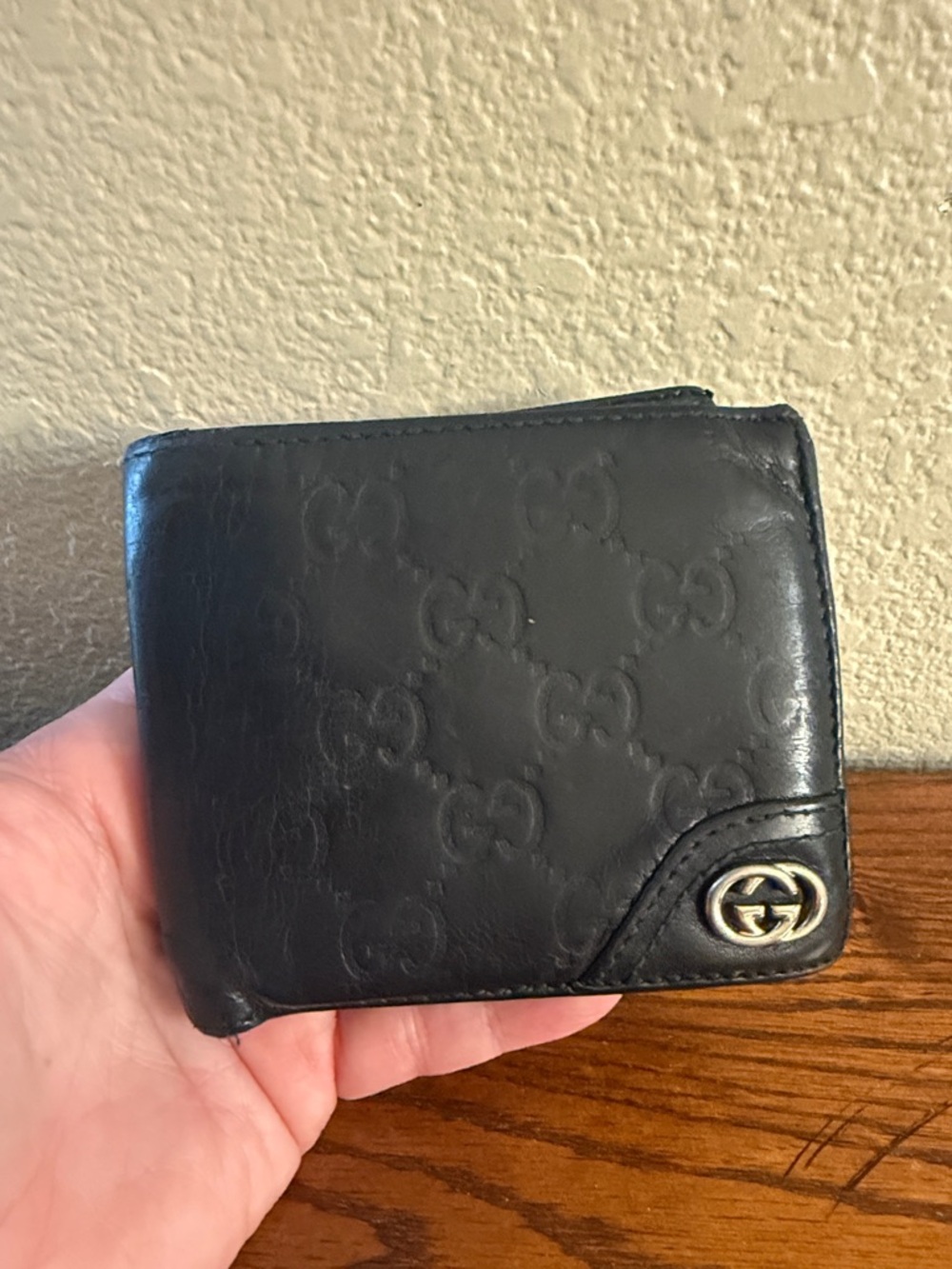Gucci Black Embossed Leather Authentic Bifold Wallet with Gold Double G